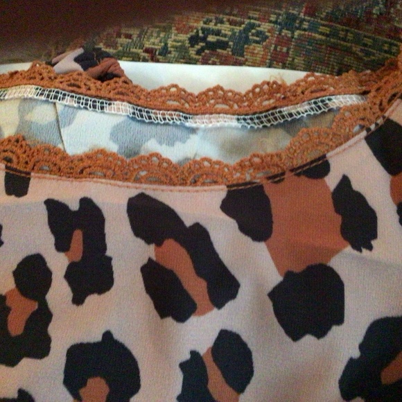 Brown leopard print patchwork top - Picture 4 of 6